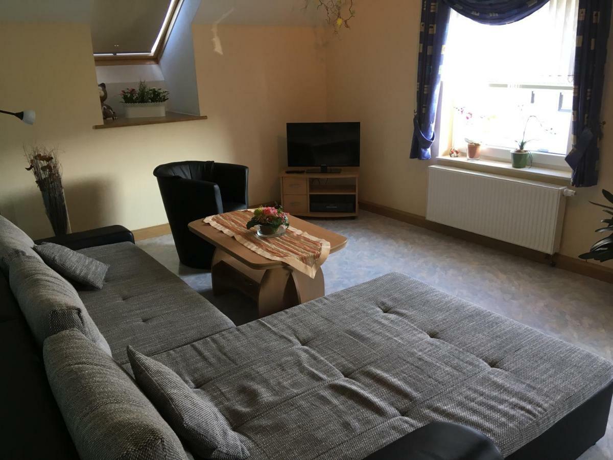 Ferienwohnung Inge Blum Müllenbach Buitenkant foto